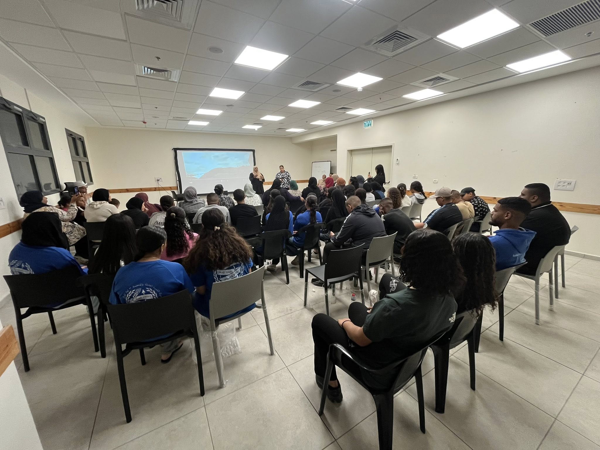 قاعات العرض